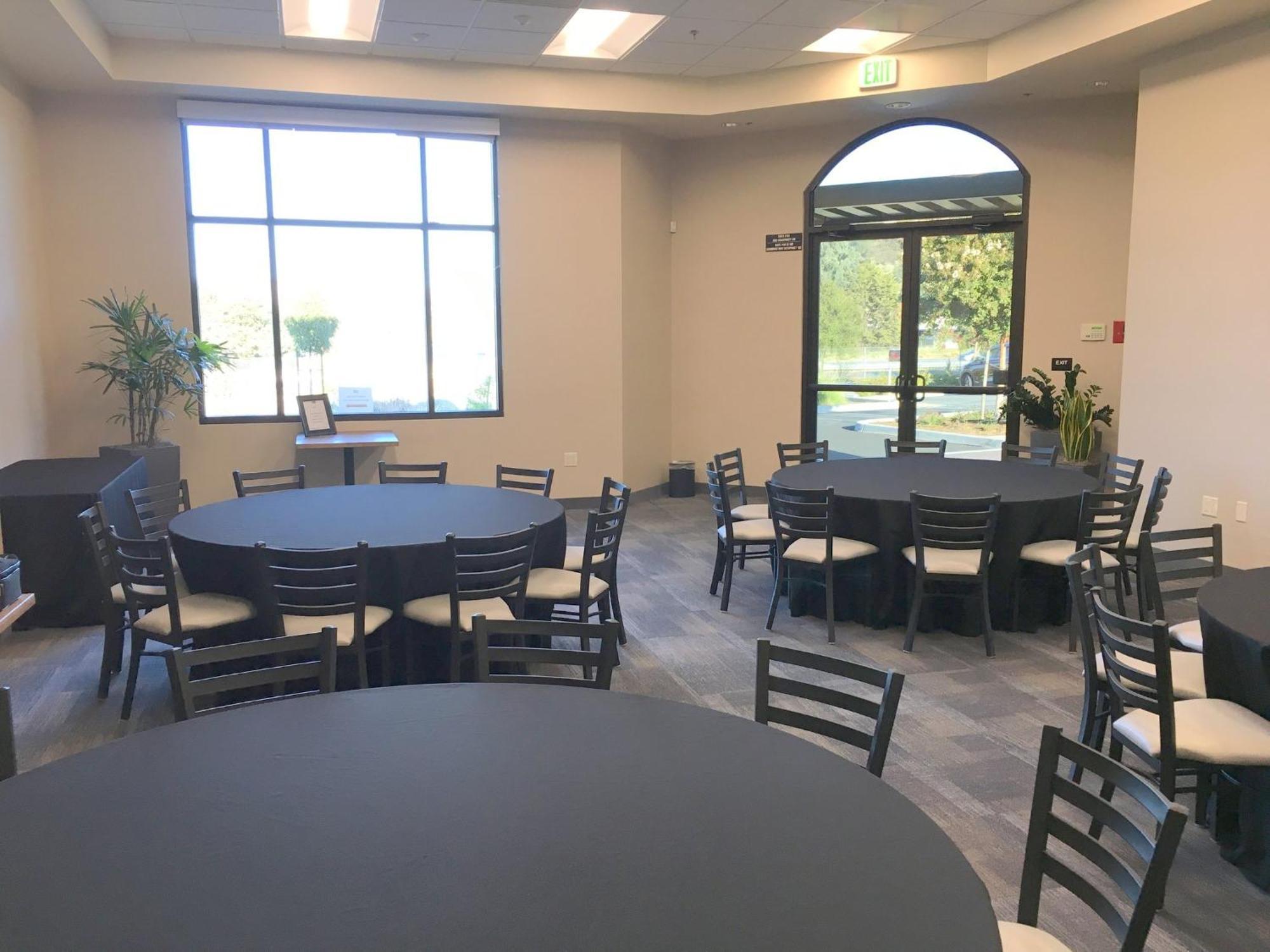 Holiday Inn Express Hotel & Suites Atascadero By Ihg Ngoại thất bức ảnh